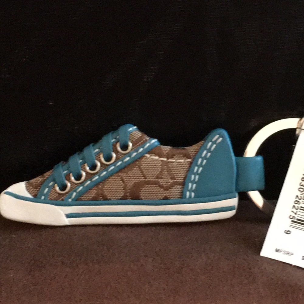 NWT Coach Signature Sneaker Key Fob #92108 👟👟